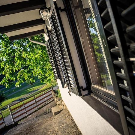 Kuca Za Odmor, Ferienhaus, Holiday Home Rugas Orahovica Exterior photo